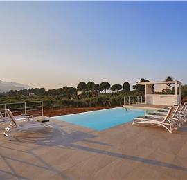 4 bedroom villa with pool, Castellammare del Golfo, sleeps 8-10